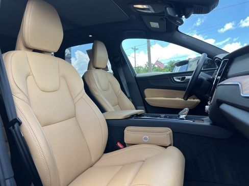 Used 2024 Volvo XC60 B5 Ultimate w/ Protection Package Premier image 14