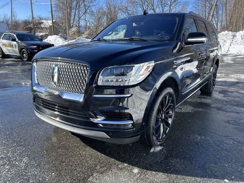 Used 2020 Lincoln Navigator L Reserve w/ Luxury Package image 4