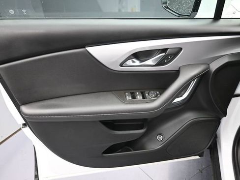 Used 2022 Chevrolet Blazer LT image 27