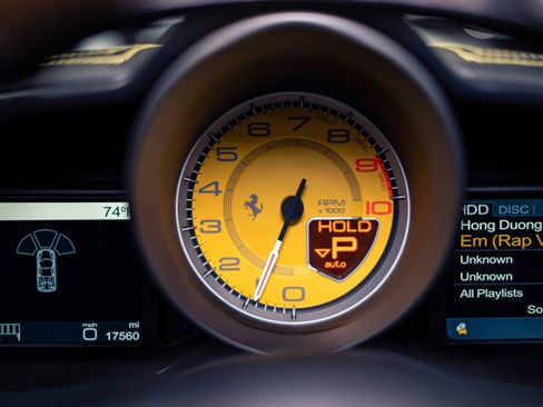 Used 2015 Ferrari 458 Spider RWD image 44