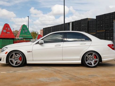 Used 2013 Mercedes-Benz C 63 AMG Sedan w/ AMG Development Pkg image 4