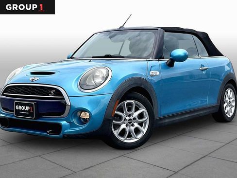 Used 2017 MINI Cooper S FWD image 1
