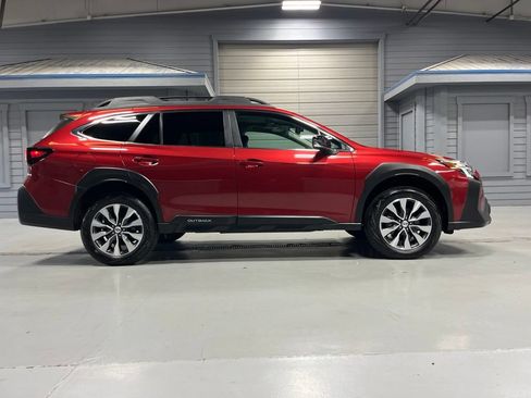 Certified 2024 Subaru Outback Limited AWD/4WD image 8