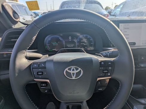 Used 2026 Toyota Crown Platinum image 29