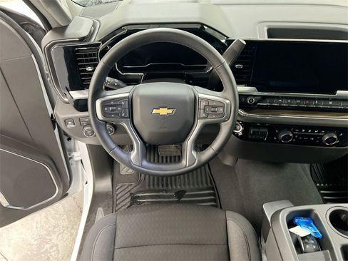 Used 2025 Chevrolet Silverado 1500 LT image 20