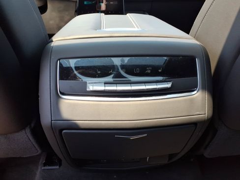Certified 2026 Cadillac Escalade Platinum Luxury w/ LPO, Floor Liner Package AWD/4WD image 19