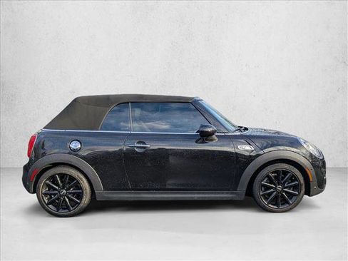 Used 2018 MINI Cooper S image 4