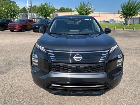 New 2026 Nissan Rogue SL AWD/4WD image 3