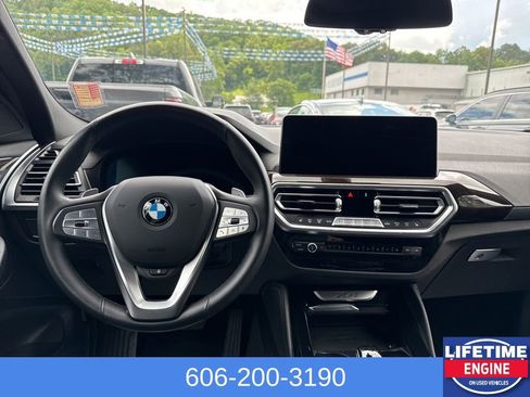 Used 2024 BMW X4 xDrive30i w/ Parking Assistance Package image 10