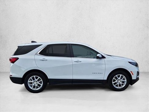 Used 2024 Chevrolet Equinox LT FWD image 4