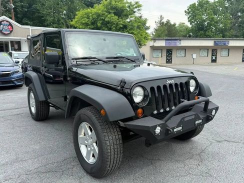 Used 2012 Jeep Wrangler Sport AWD/4WD image 3