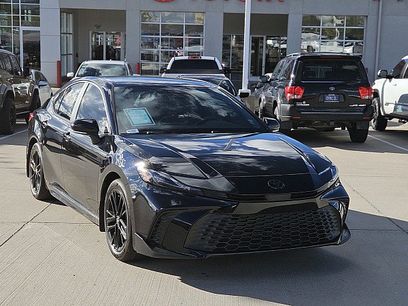 Used 2025 Toyota Camry SE