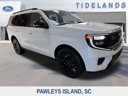 New 2025 Ford Expedition Platinum w/ Stealth Appearance Package