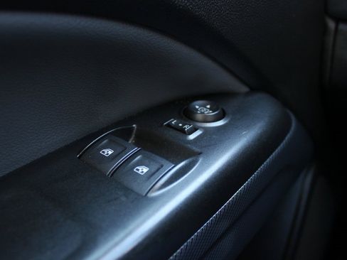 Used 2018 Chevrolet Colorado Z71 image 12