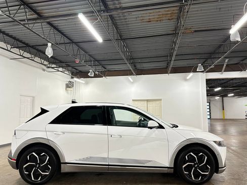 Used 2024 Hyundai Ioniq 5 Limited RWD image 9