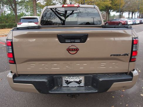 Used 2023 Nissan Frontier PRO-4X w/ Tow Package image 6