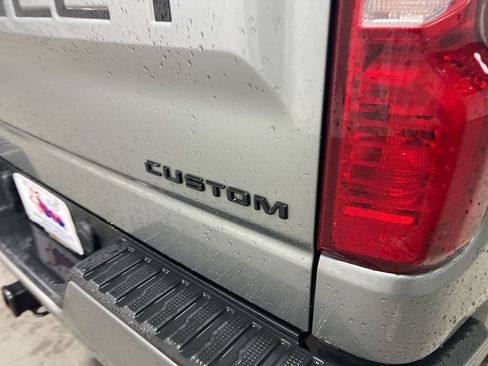 Used 2023 Chevrolet Silverado 1500 Custom w/ LPO, Dark Essentials Package AWD/4WD image 19
