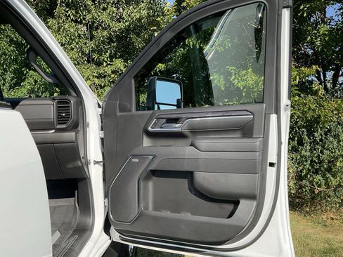 Certified 2025 Chevrolet Silverado 3500 LTZ w/ Z71 Chrome Sport Edition AWD/4WD image 23