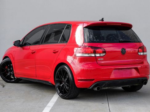 Used 2013 Volkswagen GTI 4-Door image 8