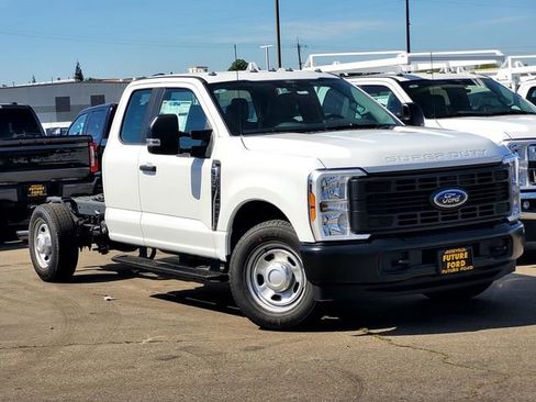 New 2026 Ford F350 XL image 1