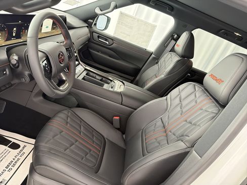 New 2026 Nissan Armada PRO-4X image 9