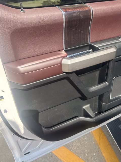 Used 2015 Ford F150 Platinum w/ Technology Package AWD/4WD image 9