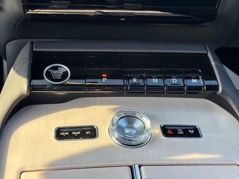 New 2026 Lincoln Navigator L Reserve w/ Jet Appearance Package image 25