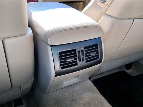 Used 2012 Lexus LS 460 image 33