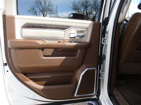 Used 2021 RAM 3500 Laramie image 16