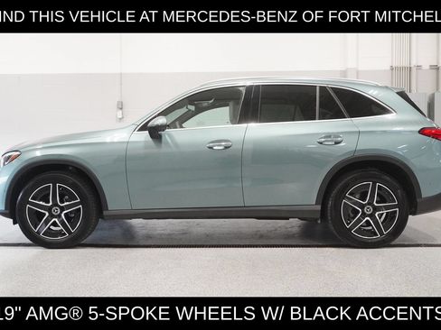 Used 2026 Mercedes-Benz GLC 300 4MATIC image 3