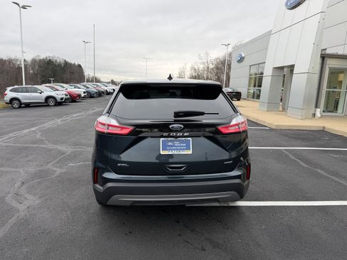 Certified 2024 Ford Edge SEL w/ Convenience Package AWD/4WD image 6
