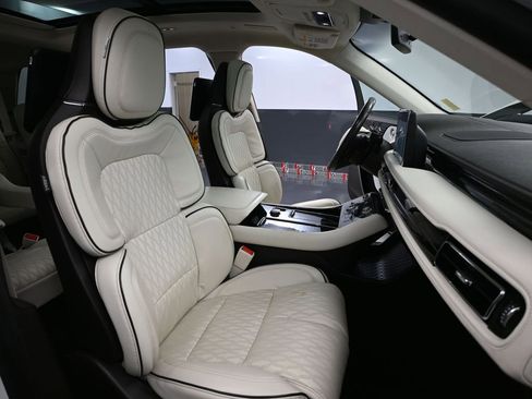 Used 2023 Lincoln Aviator Black Label w/ Dynamic Handling Package image 56