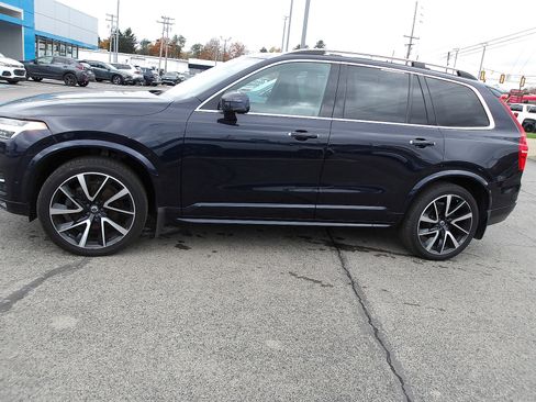 Used 2019 Volvo XC90 T6 Momentum w/ Advanced Package image 4