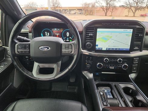 Used 2021 Ford F150 Lariat image 6