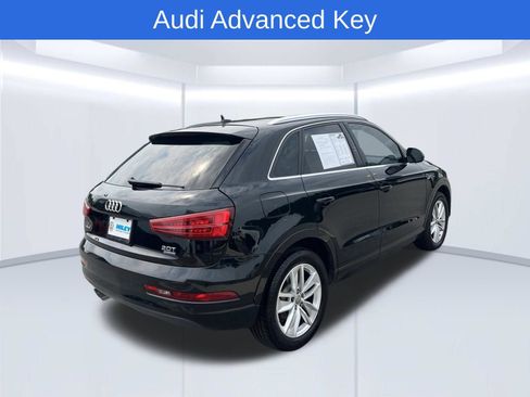 Used 2018 Audi Q3 2.0T Premium Plus w/ Premium Plus Package AWD/4WD image 5