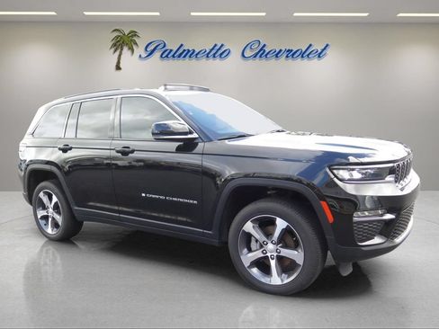 Used 2024 Jeep Grand Cherokee Limited AWD/4WD image 1