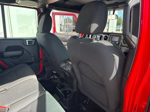 Used 2021 Jeep Gladiator Sport AWD/4WD image 28