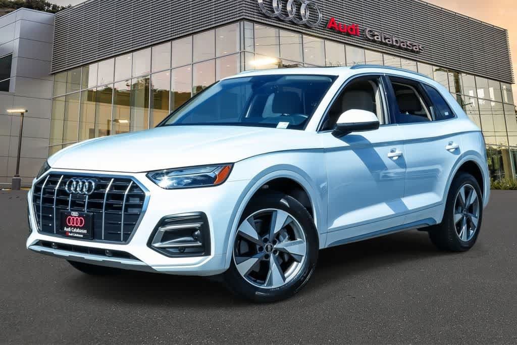 Used 2023 Audi Q5 2.0T Premium Plus w/ Premium Plus Package AWD/4WD image 1