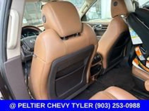 Used 2017 Buick Enclave Leather w/ Enclave Tuscan Edition FWD image 15