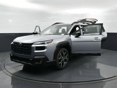 New 2026 Subaru Outback Touring XT image 36