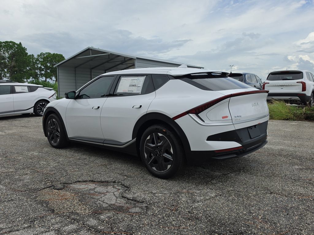 New 2026 Kia EV6 Light RWD image 6