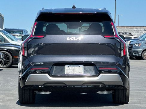 New 2026 Kia EV9 Land AWD/4WD image 5