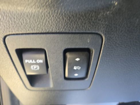 Used 2019 Ford Expedition Limited w/ Equipment Group 303A AWD/4WD image 15