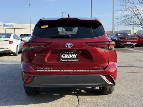 Used 2022 Toyota Highlander Limited image 6