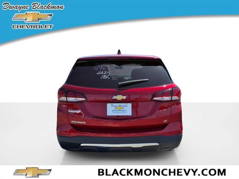 Used 2024 Chevrolet Equinox LT FWD image 4