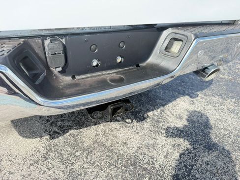Used 2018 RAM 1500 Laramie w/ Convenience Group AWD/4WD image 29