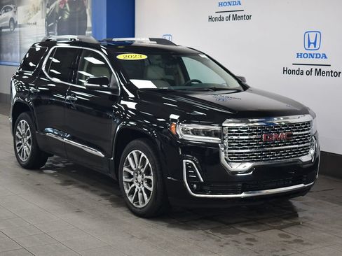 Used 2023 GMC Acadia Denali w/ Denali Ultimate Package AWD/4WD image 10