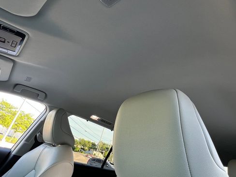 Used 2025 Toyota Grand Highlander AWD image 18