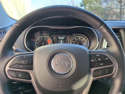 Used 2021 Jeep Cherokee Latitude Lux image 17