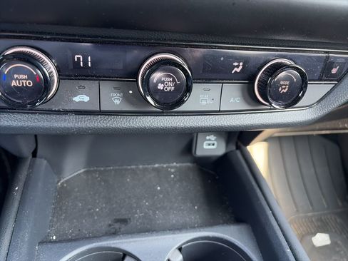 Used 2024 Honda HR-V Sport image 20